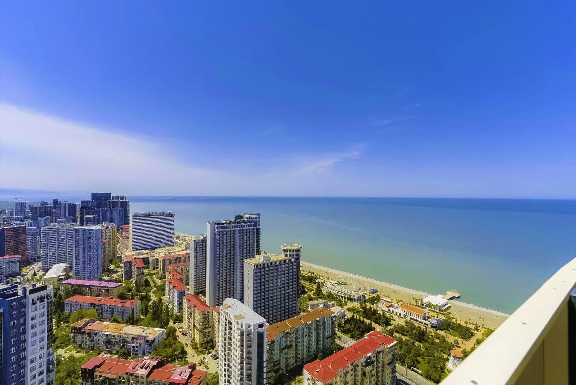 Luxury Beach Front Hotel Batumi Ngoại thất bức ảnh