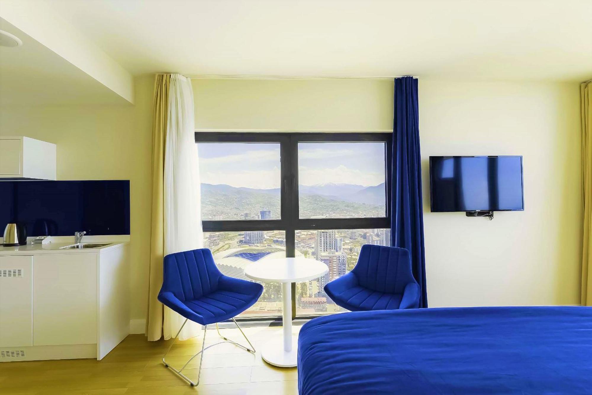 Luxury Beach Front Hotel Batumi Ngoại thất bức ảnh