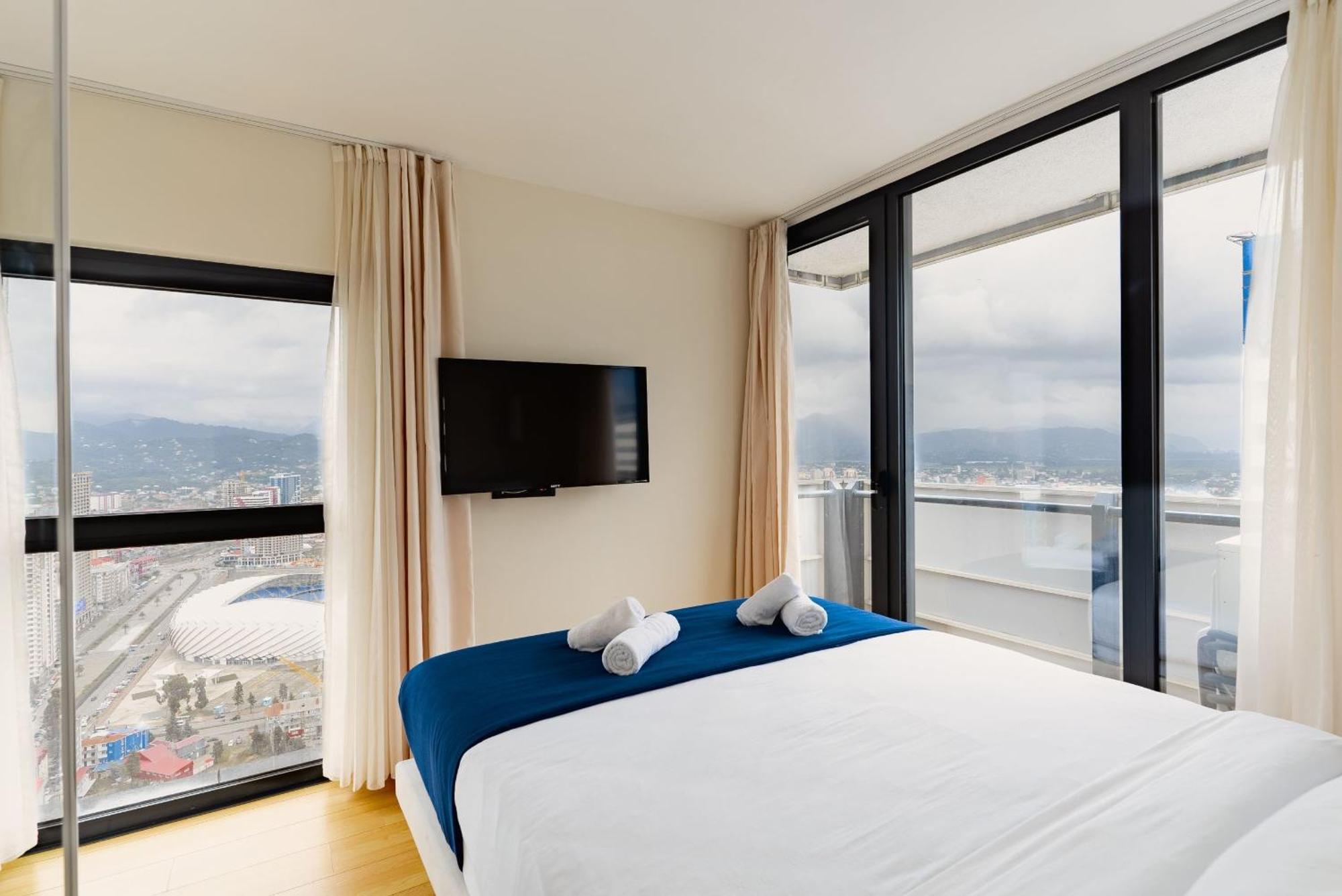Luxury Beach Front Hotel Batumi Ngoại thất bức ảnh