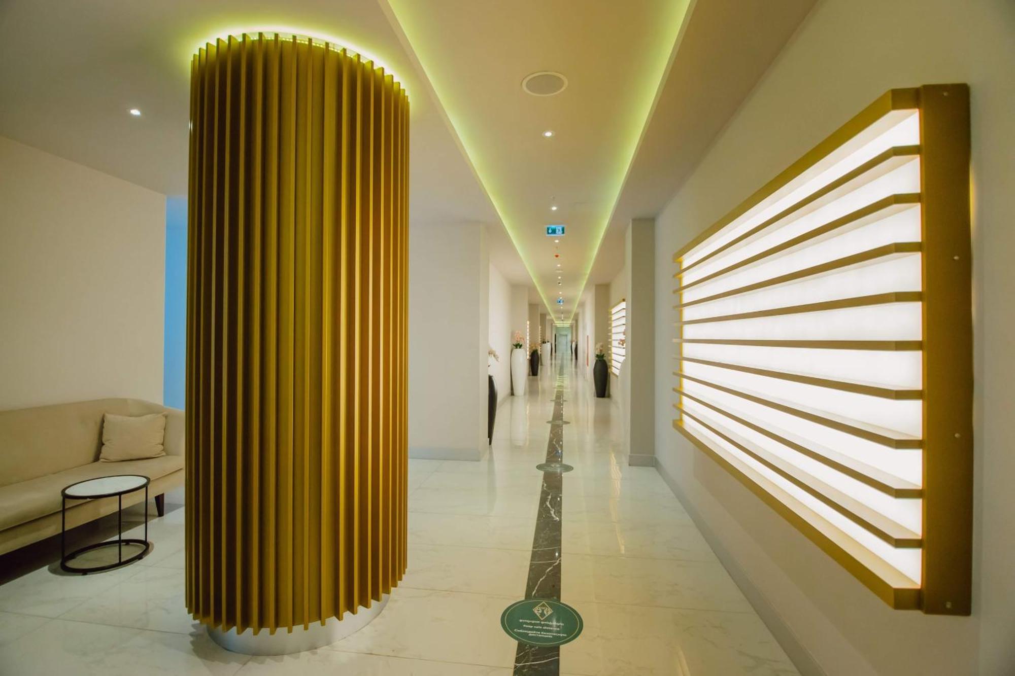 Luxury Beach Front Hotel Batumi Ngoại thất bức ảnh