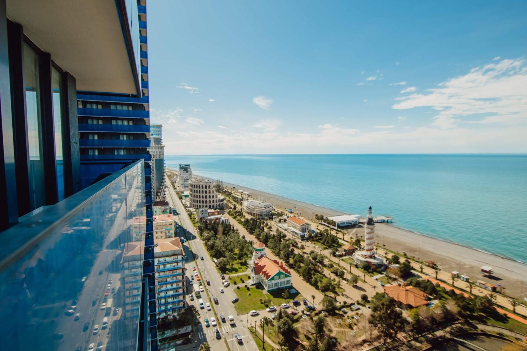 Luxury Beach Front Hotel Batumi Ngoại thất bức ảnh