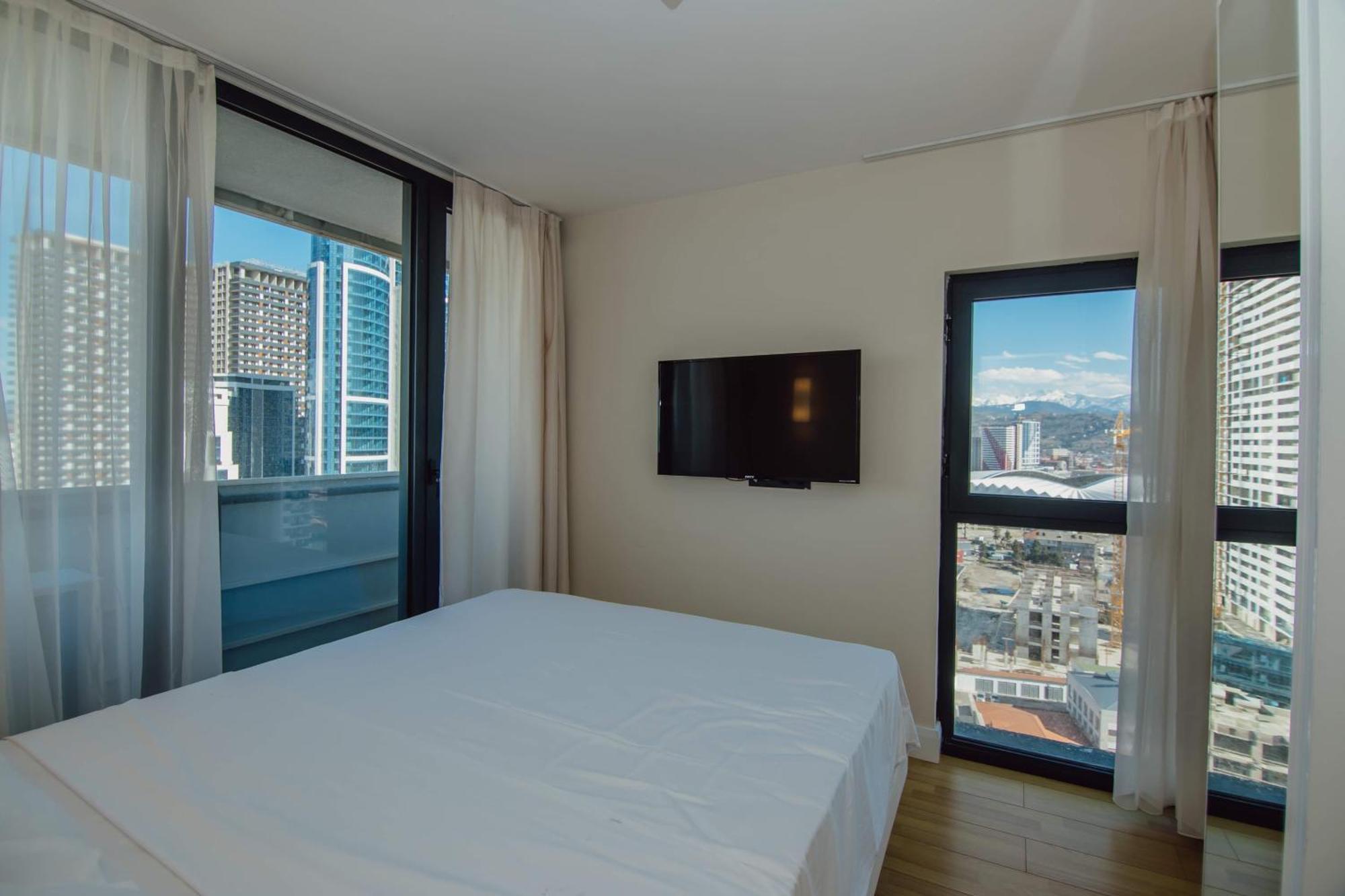 Luxury Beach Front Hotel Batumi Ngoại thất bức ảnh