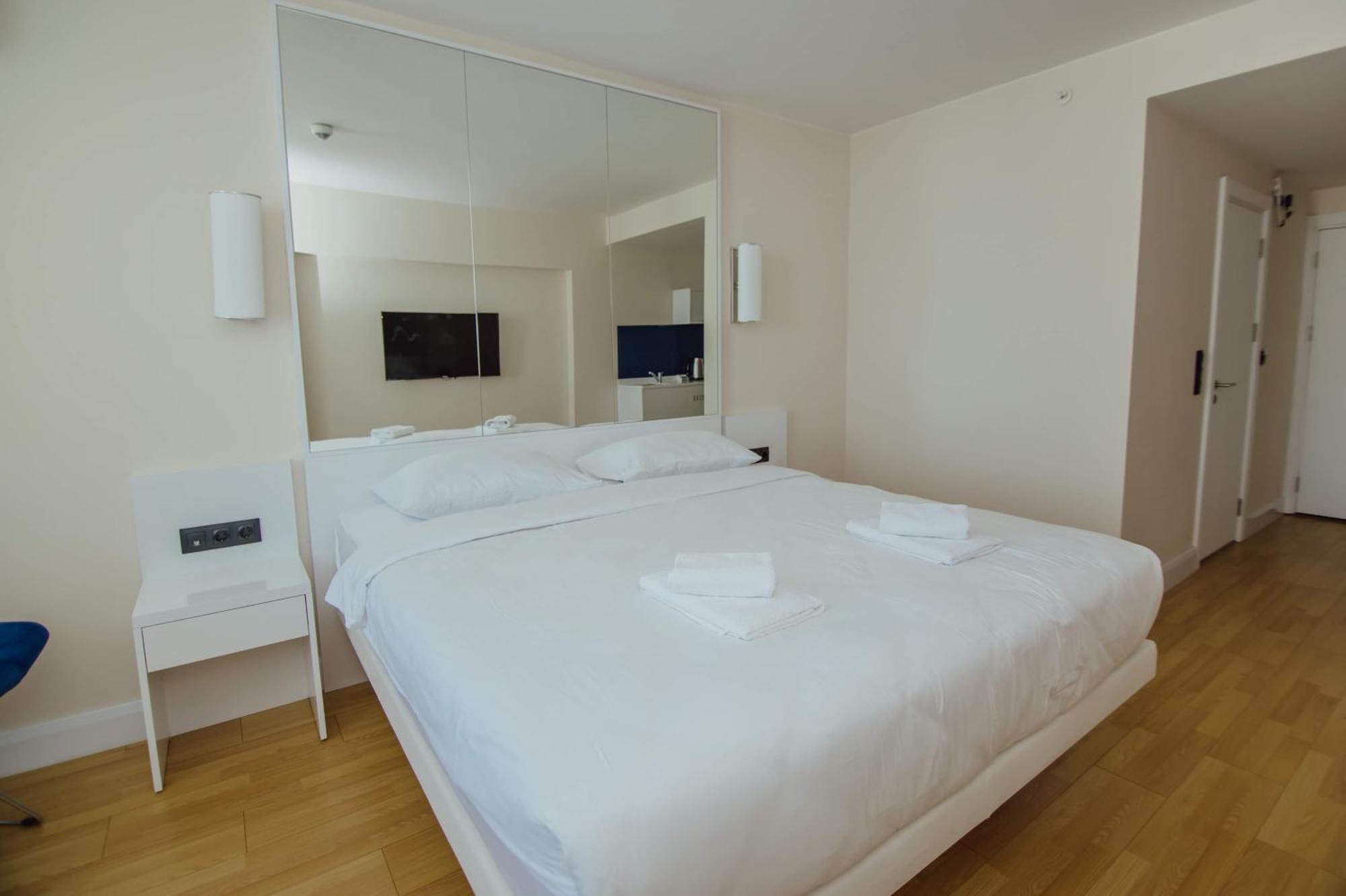 Luxury Beach Front Hotel Batumi Ngoại thất bức ảnh